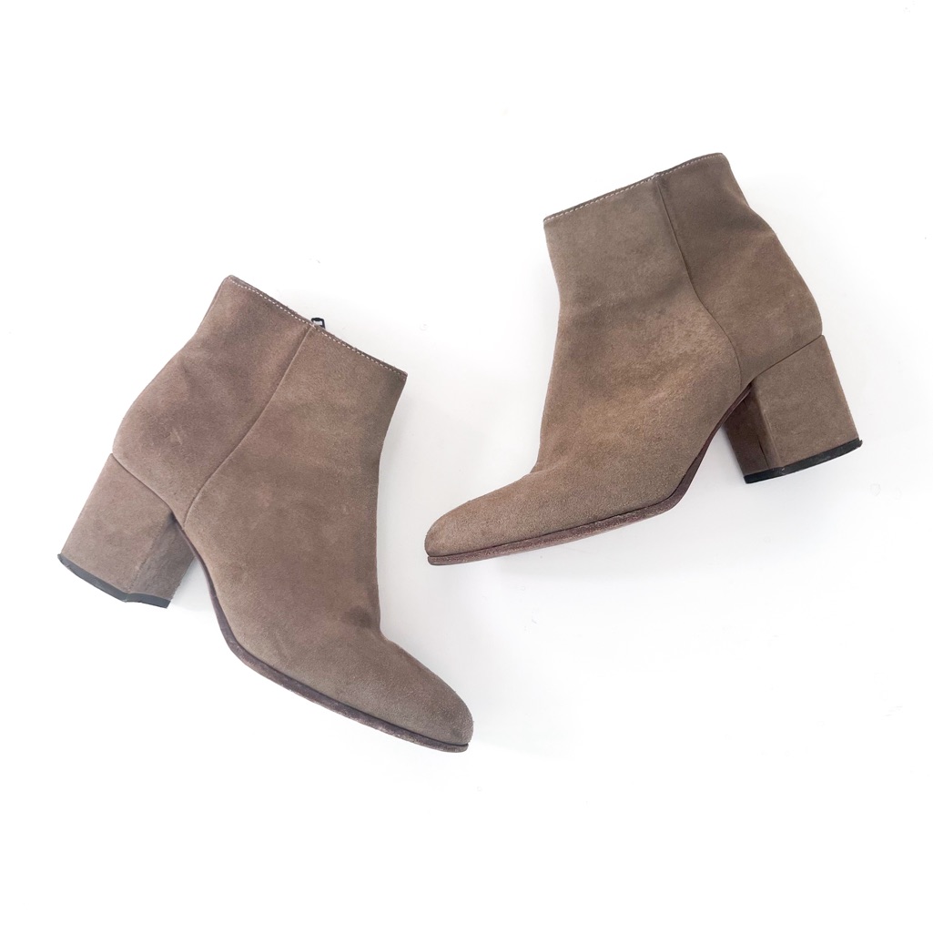 Woman By Common Projects Tan Suede Ankle Boots Booties 39